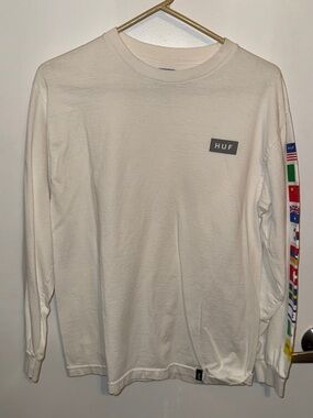 HUF mens Long-Sleeve Tee with Flag Sleeve M (fits like a small)